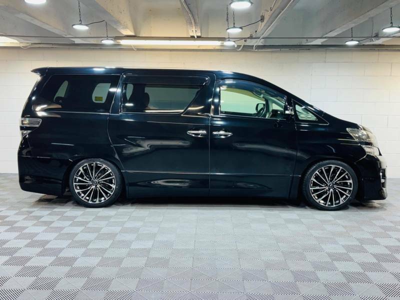 Toyota Vellfire 2.4 Z Edition 8 Seat Ulez Mpv Black #6