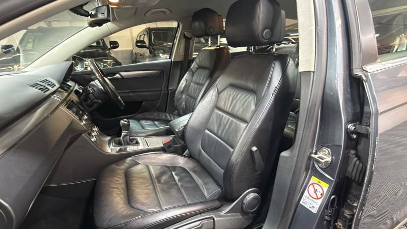 Volkswagen Passat 2.0 Tdi Bluemotion Tech Executive Euro 5 S S Blue #9