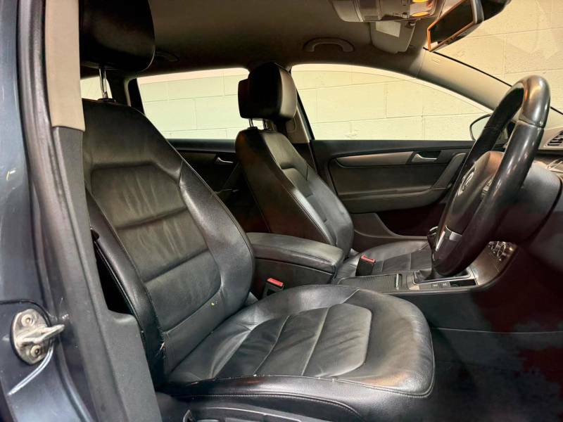 Volkswagen Passat 2.0 Tdi Bluemotion Tech Executive Euro 5 S S Blue #8