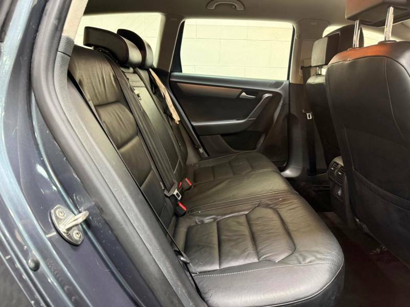 Volkswagen Passat 2.0 Tdi Bluemotion Tech Executive Euro 5 S S Blue #10
