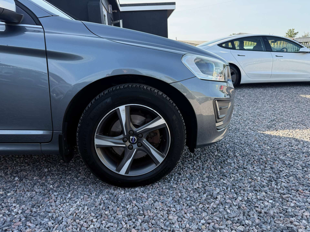 Volvo XC60 2.0 D4 R-design Lux Nav Suv Euro 6 Blue #33