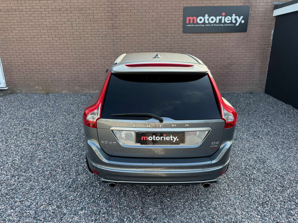 Volvo XC60 2.0 D4 R-design Lux Nav Suv Euro 6 Blue #25