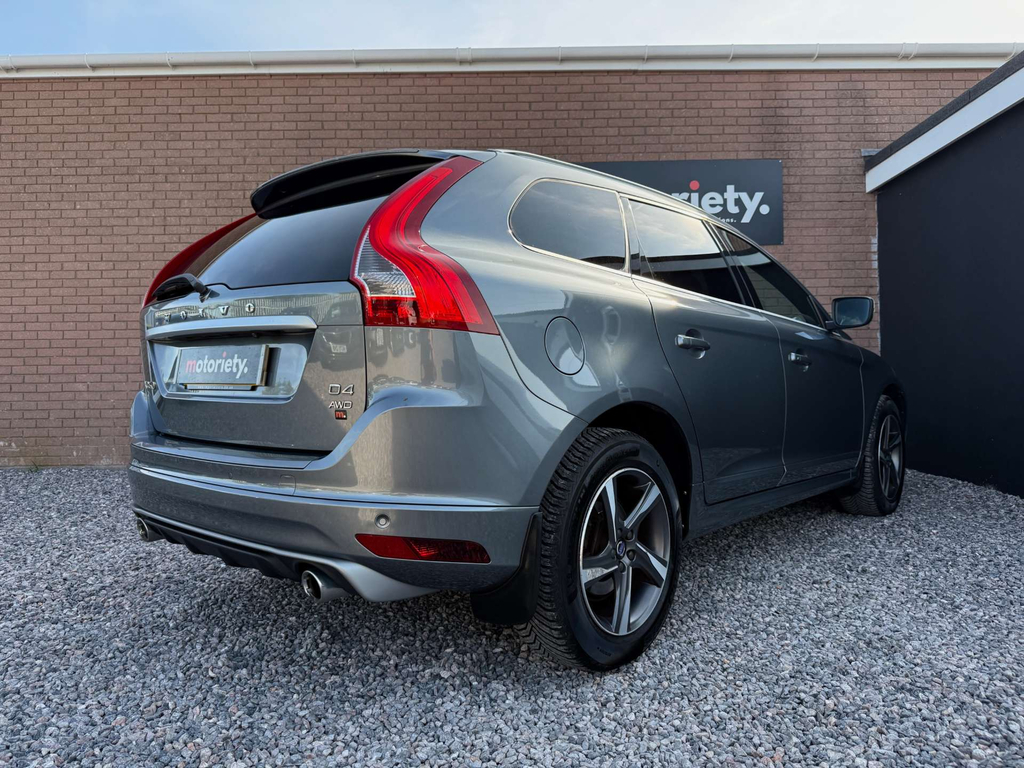 Volvo XC60 2.0 D4 R-design Lux Nav Suv Euro 6 Blue #30