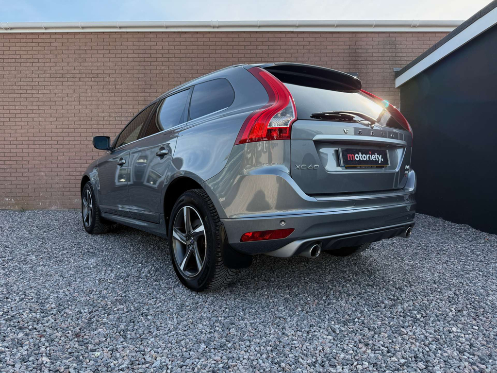 Volvo XC60 R-design Luxury Nav D4 Awd 4Wd #2