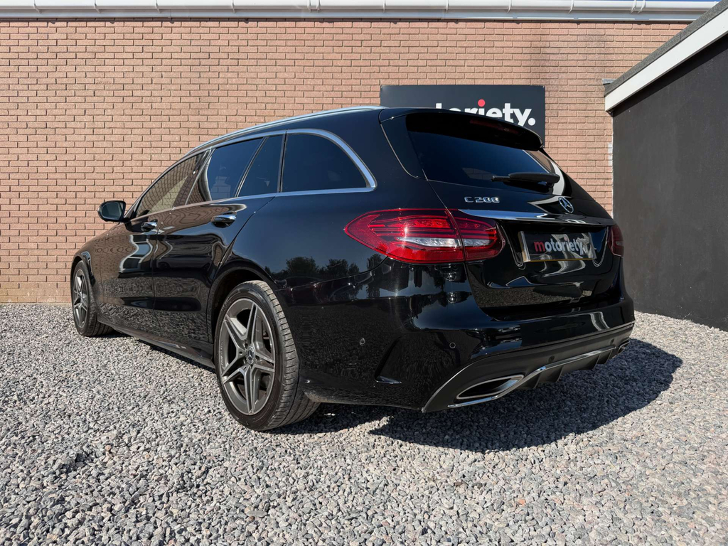 Mercedes-Benz C Class Amg Line Premium #4