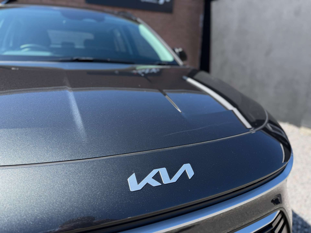 Kia Niro 4 Black #12