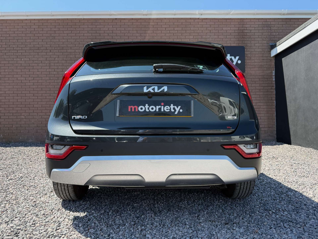 Kia Niro 4 Black #24