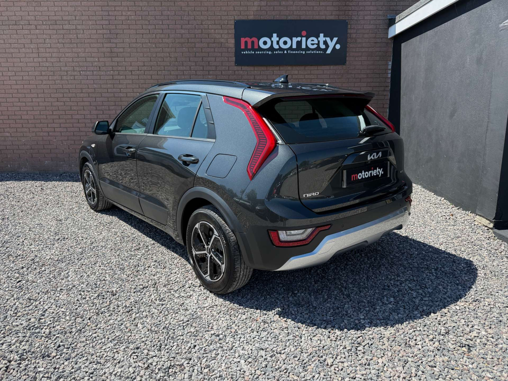 Kia Niro 4 Black #20