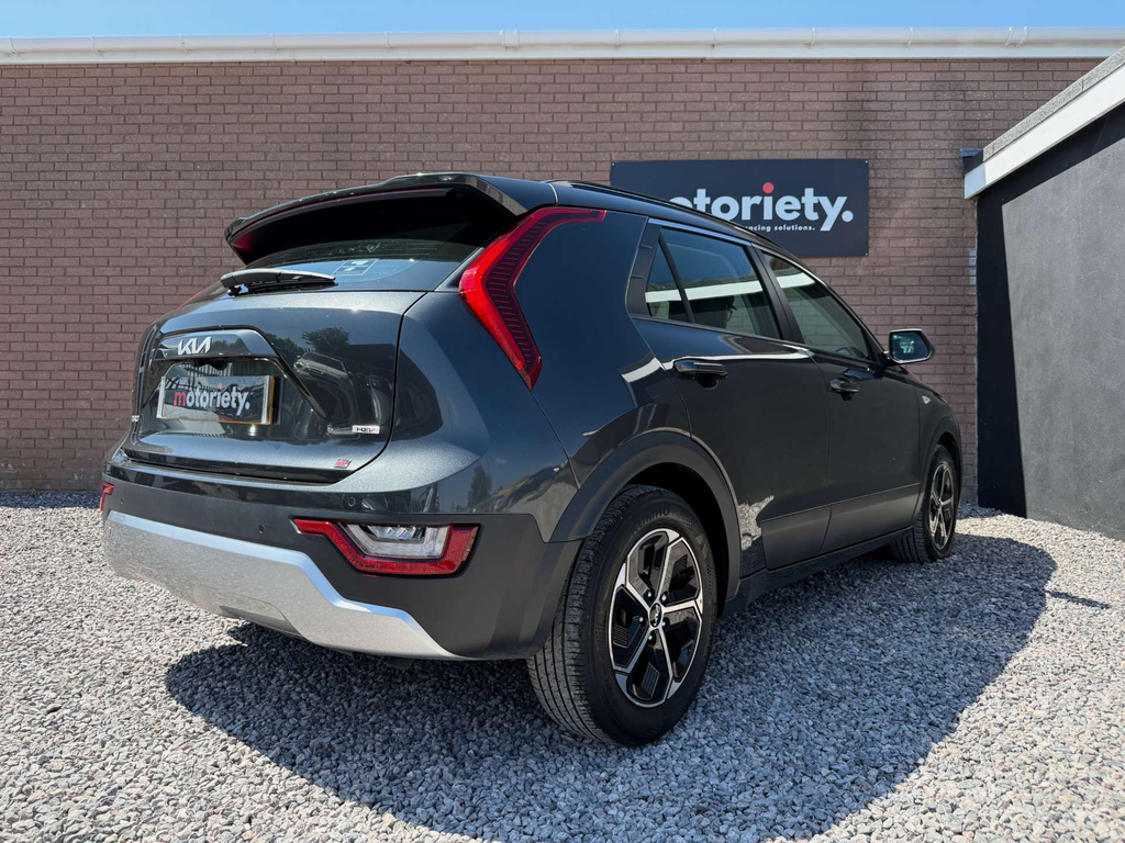 Kia Niro 4 Black #31