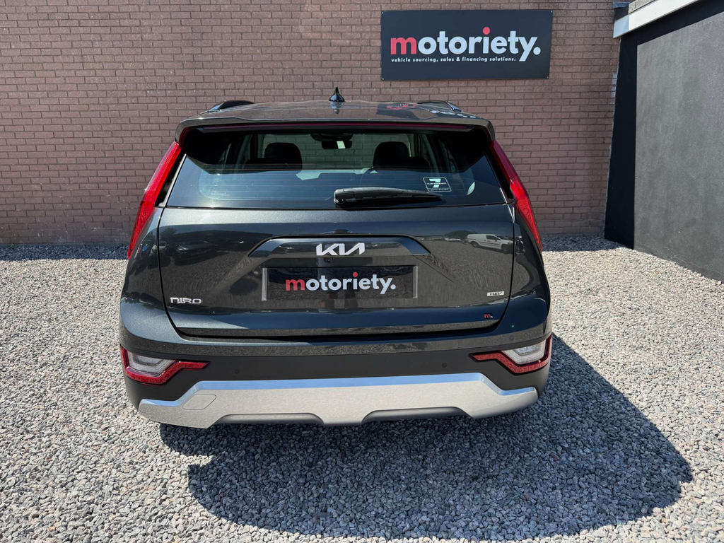 Kia Niro 4 Black #25