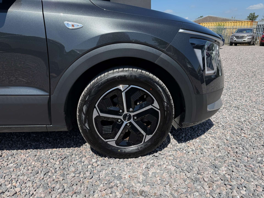 Kia Niro 4 Black #34