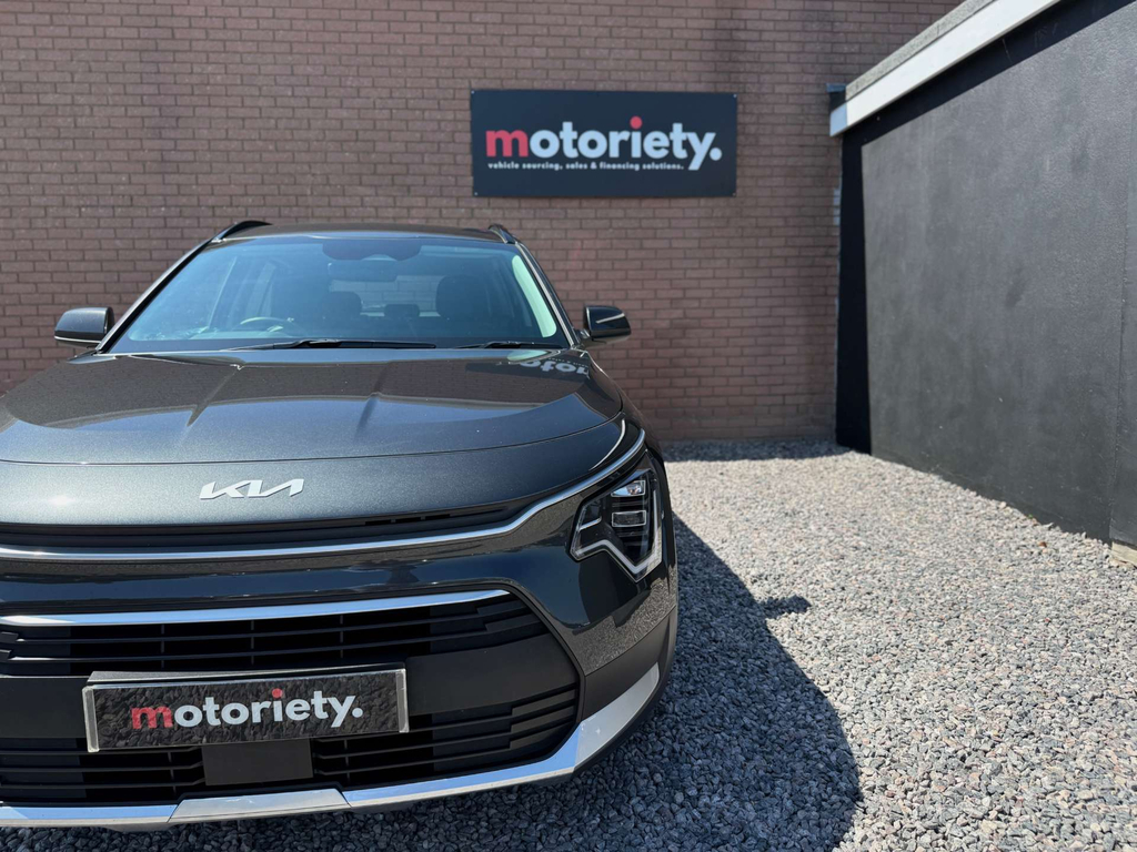 Kia Niro 4 Black #11