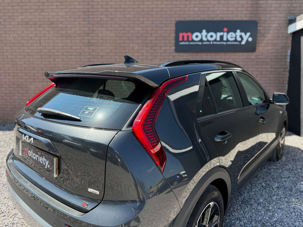 Kia Niro 4 Black #29