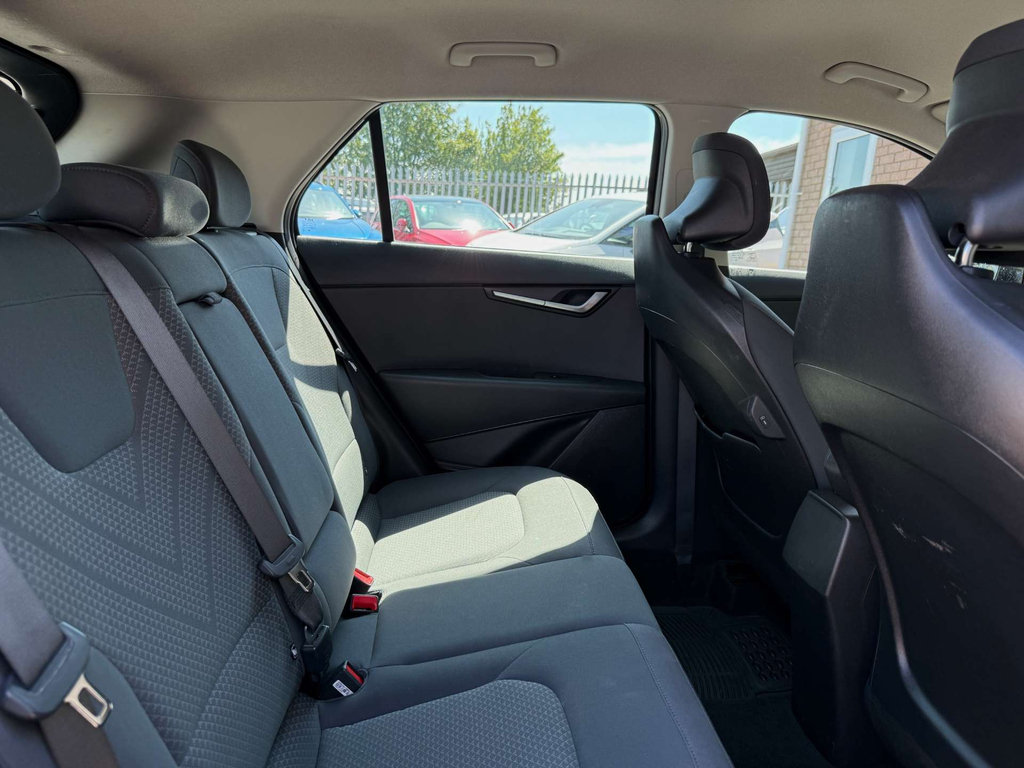 Kia Niro 4 Black #46