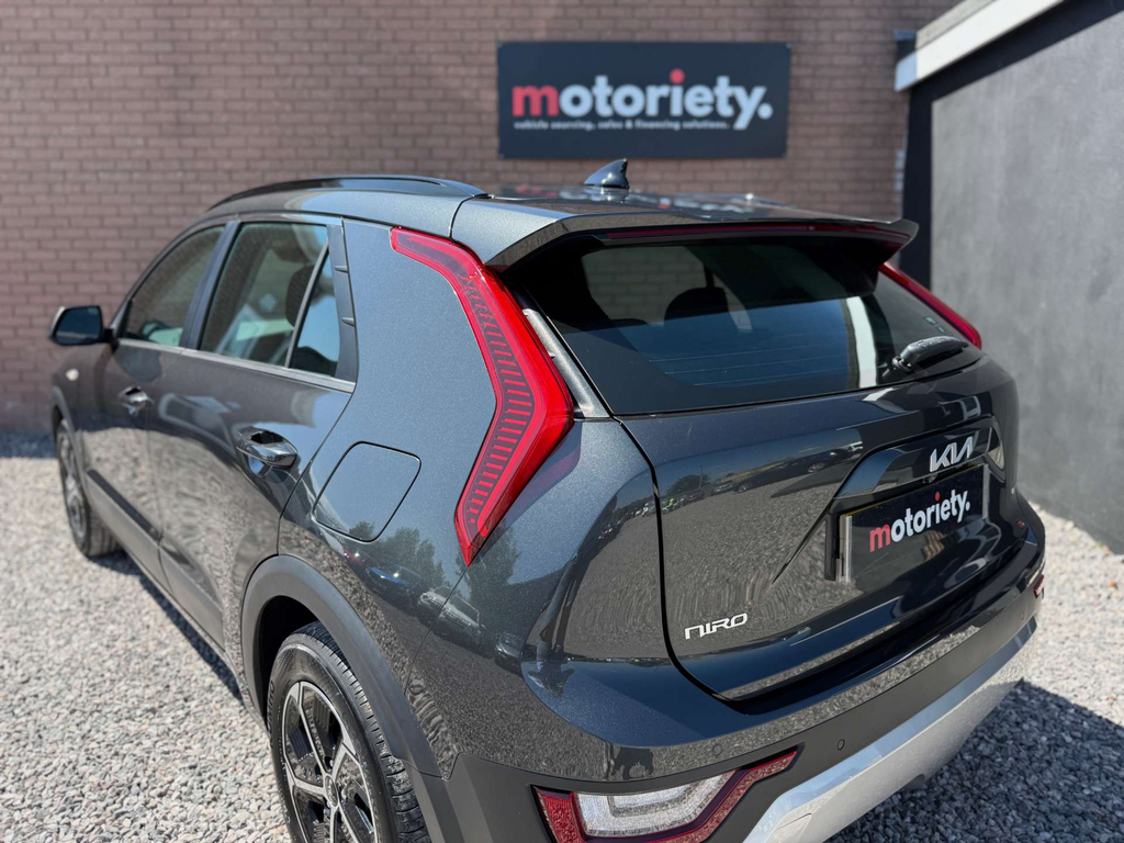 Kia Niro 4 Black #21