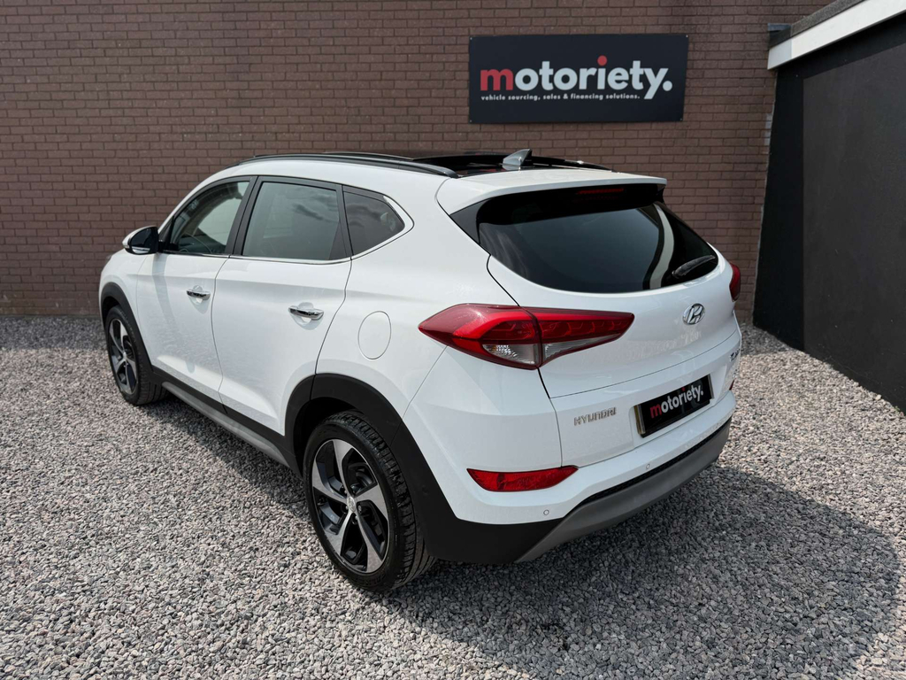Hyundai Tucson 2017 17 Crdi Black #17