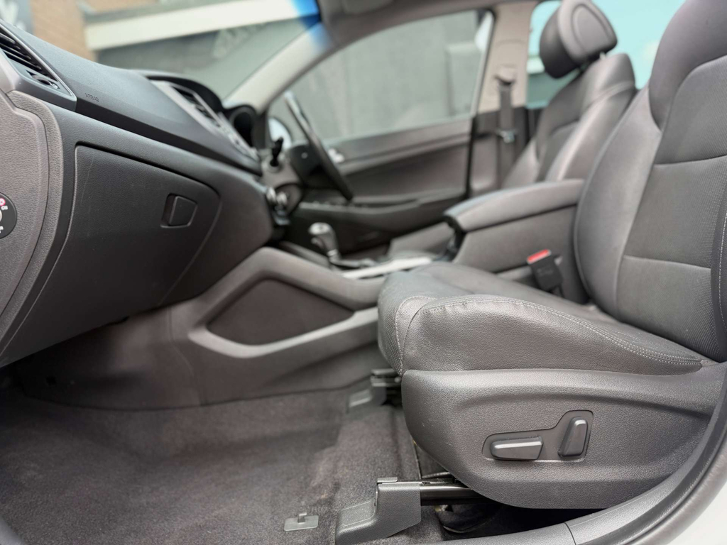 Hyundai Tucson 2017 17 Crdi Black #42
