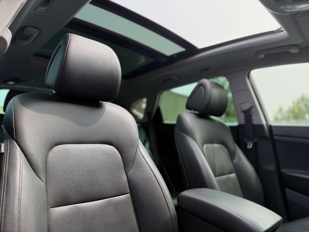 Hyundai Tucson 2017 17 Crdi Black #37