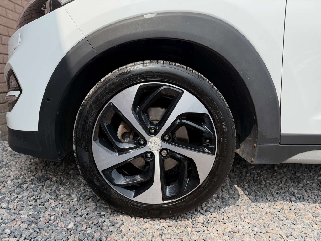 Hyundai Tucson 2017 17 Crdi Black #19
