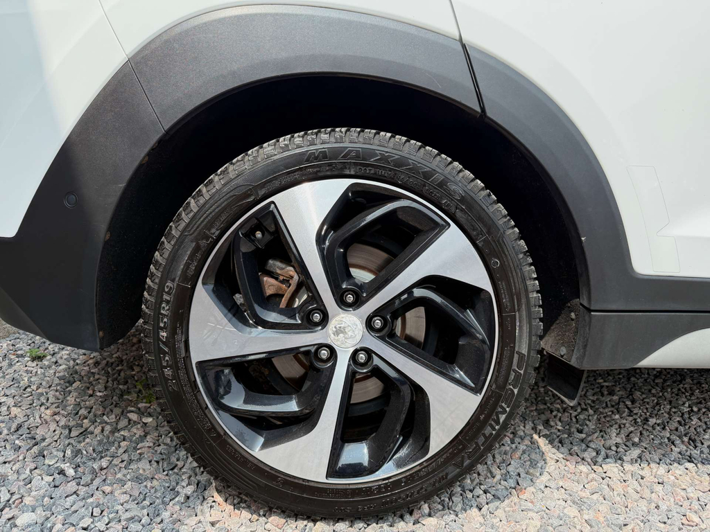 Hyundai Tucson 2017 17 Crdi Black #27