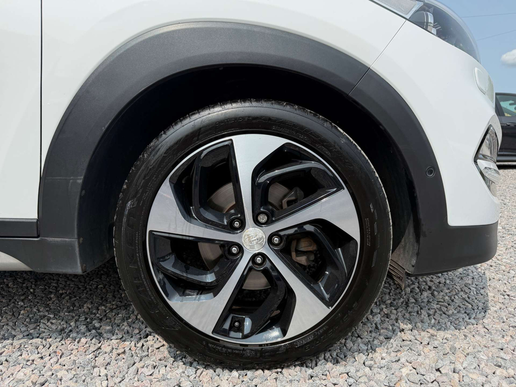 Hyundai Tucson 2017 17 Crdi Black #28