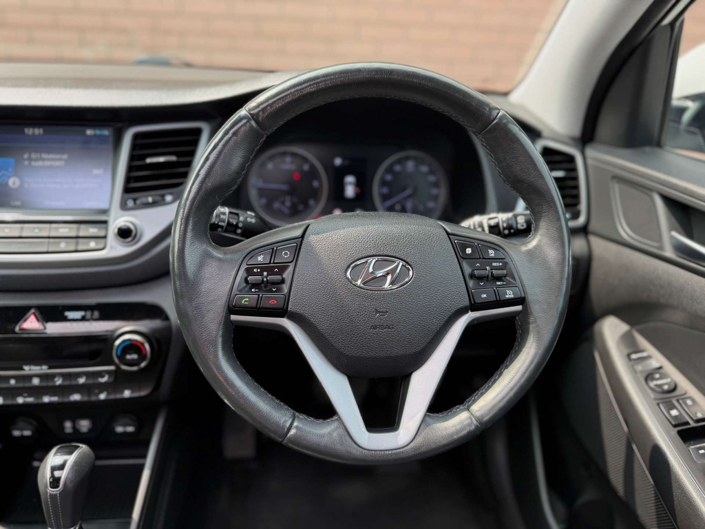 Hyundai Tucson 2017 17 Crdi Black #55