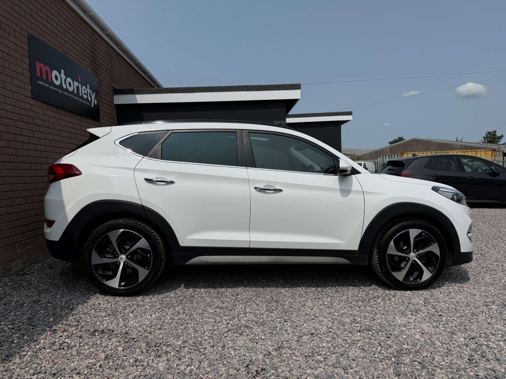 Hyundai Tucson 2017 17 Crdi Black #26