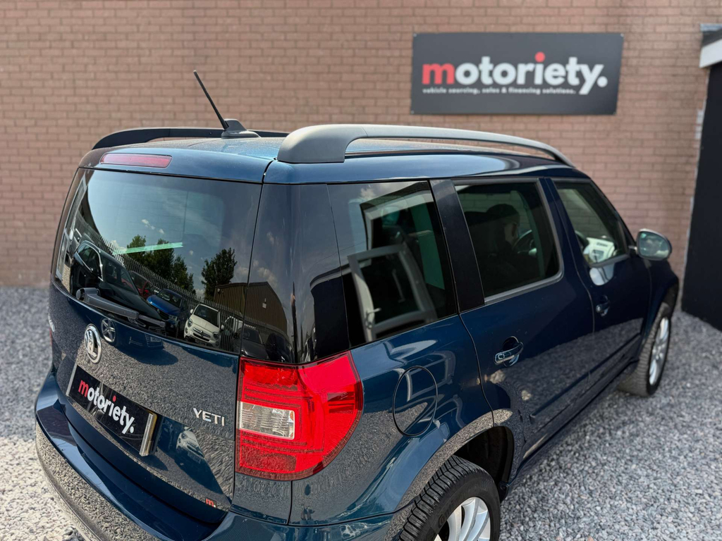 Skoda Yeti Suv 1.2 Red #27