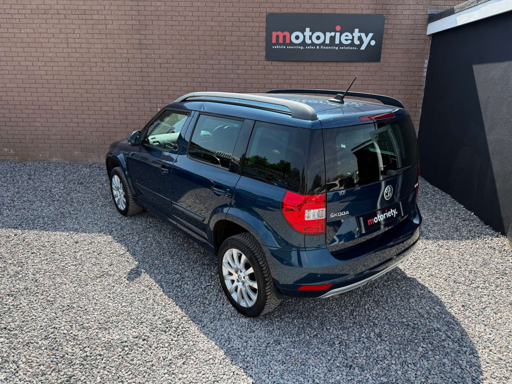 Skoda Yeti Suv 1.2 Red #19