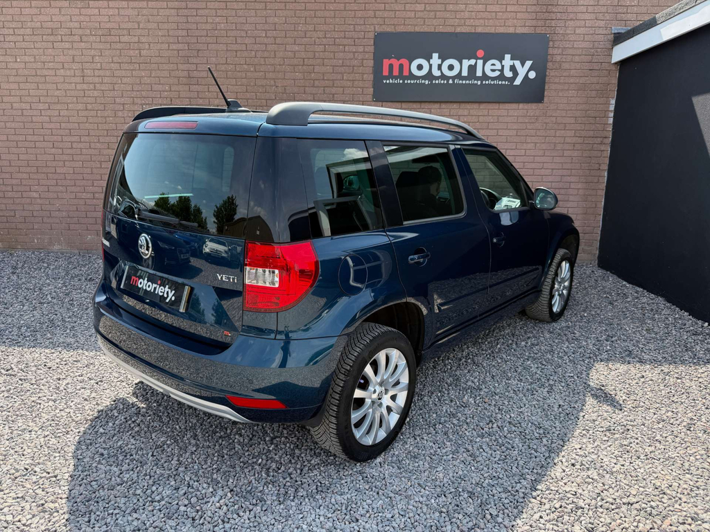 Skoda Yeti Suv 1.2 Red #26