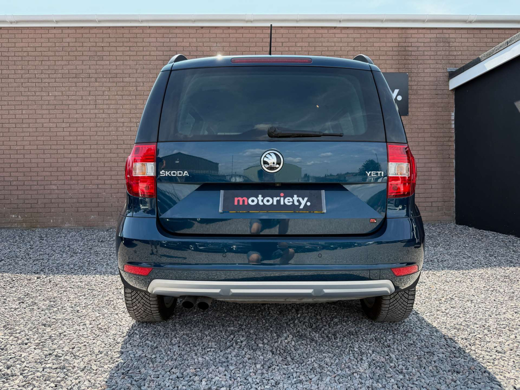 Skoda Yeti Suv 1.2 Red #22