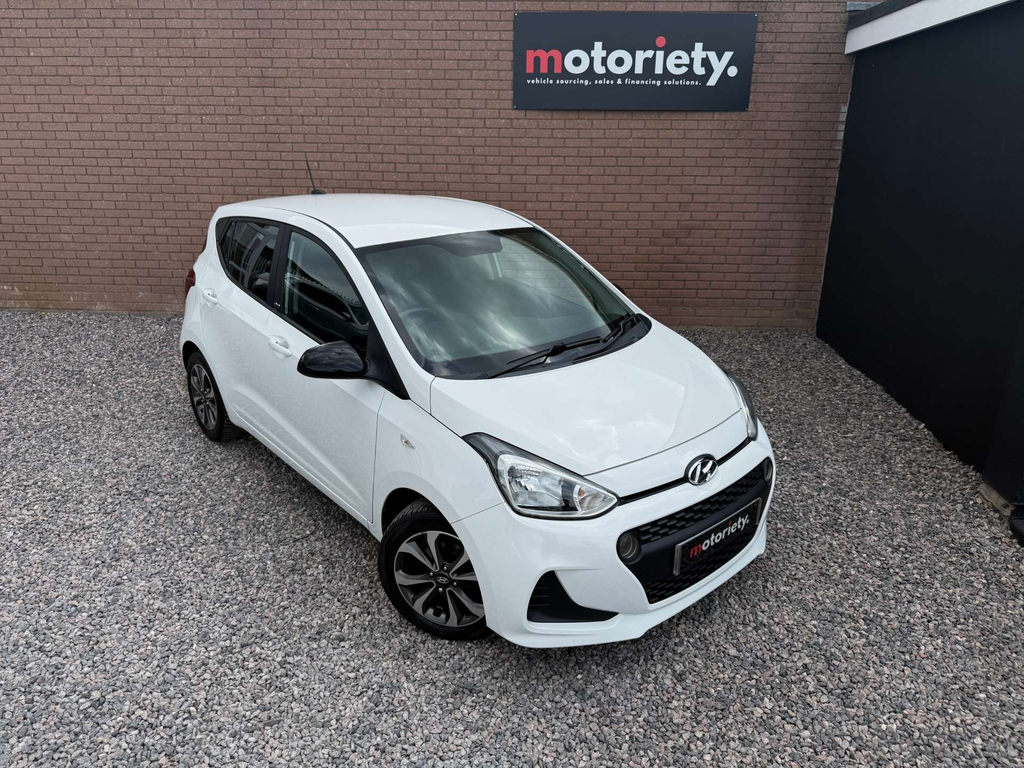 Hyundai I10 Play  #4