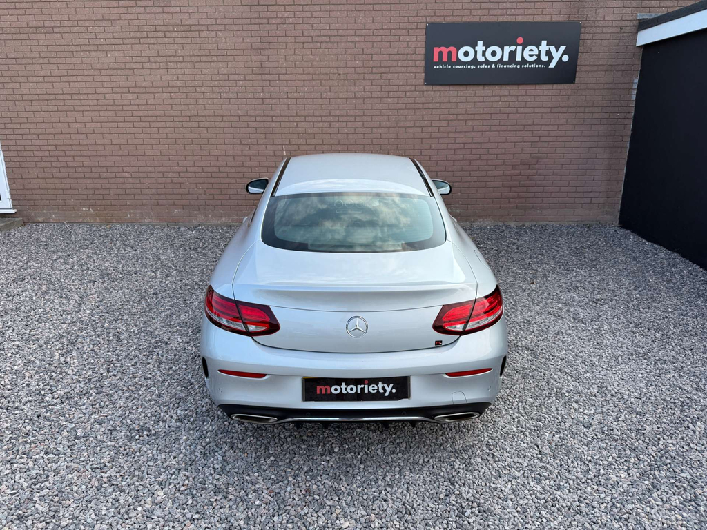 Mercedes-Benz 300  White #25