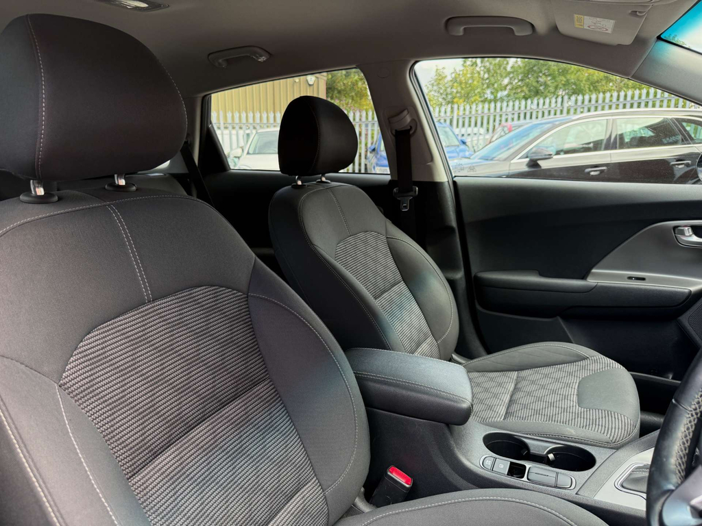 Kia Niro 1.6 Gdi Hybrid 4 Dct Grey #41