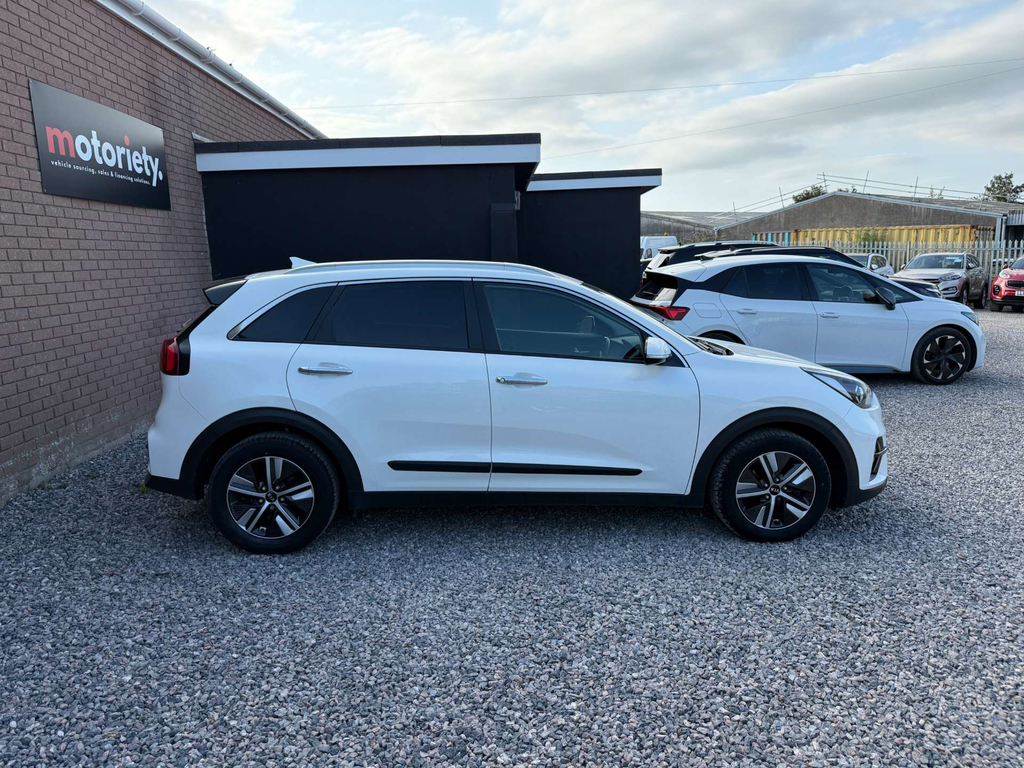 Kia Niro 1.6 Gdi Hybrid 2 Dct Black #34