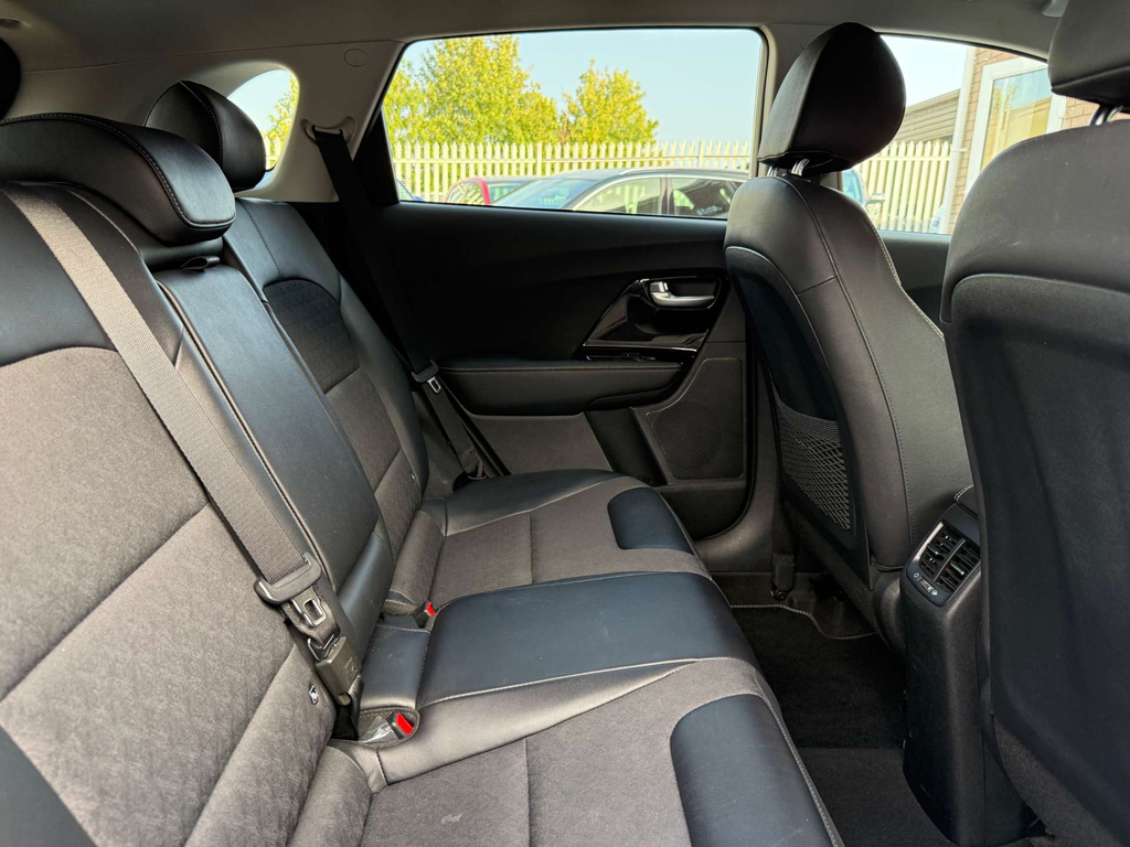 Kia Niro 1.6 Gdi Hybrid 2 Dct Black #47