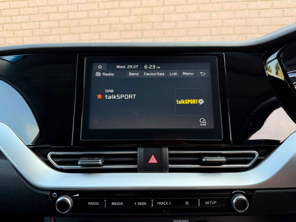 Kia Niro 1.6 Gdi Hybrid 2 Dct Black #63