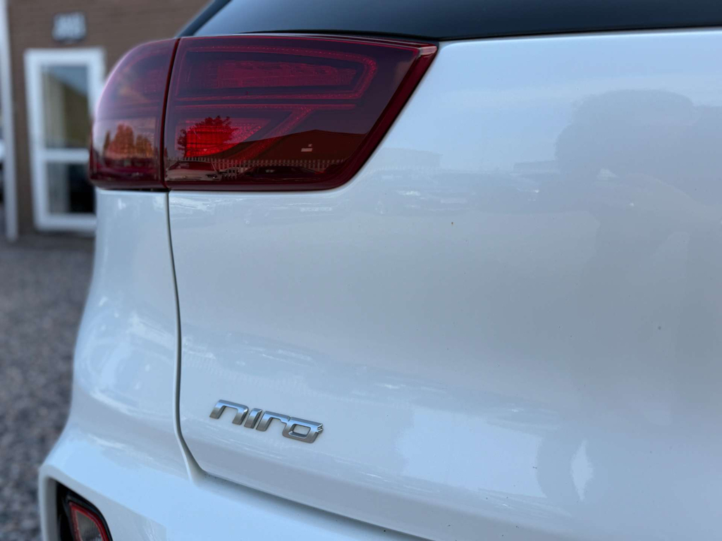 Kia Niro 1.6 Gdi Hybrid 2 Dct Black #23