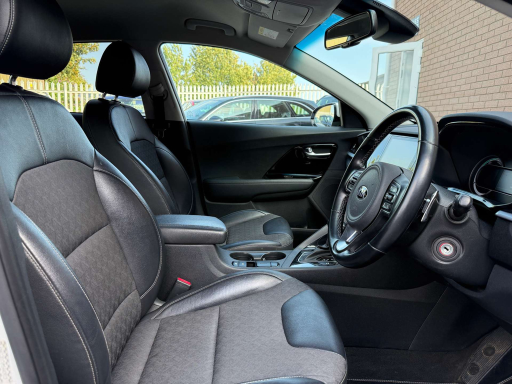 Kia Niro 1.6 Gdi Hybrid 2 Dct Black #40