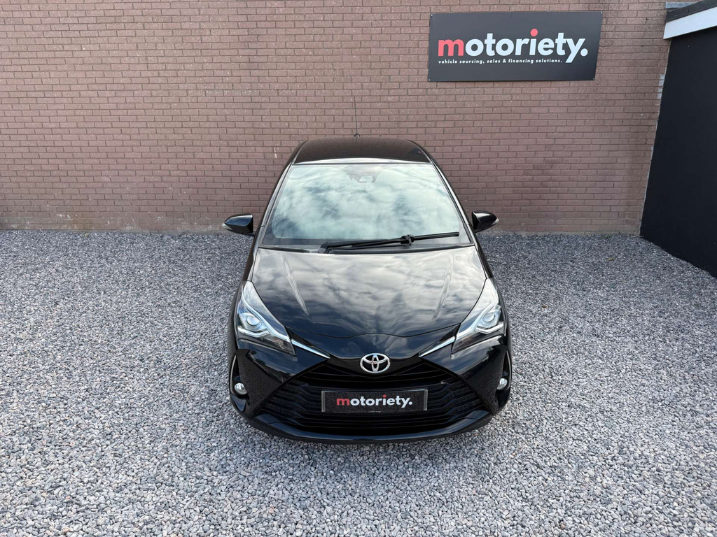 Toyota Yaris Red #10