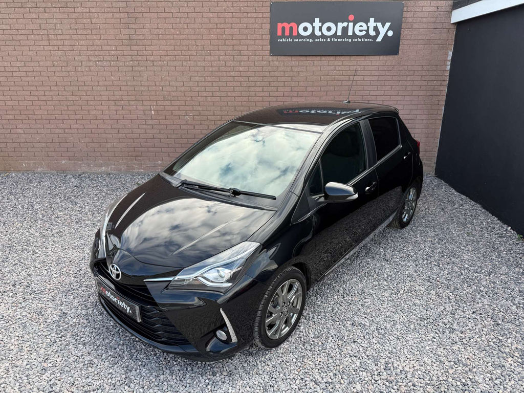 Toyota Yaris Red #16
