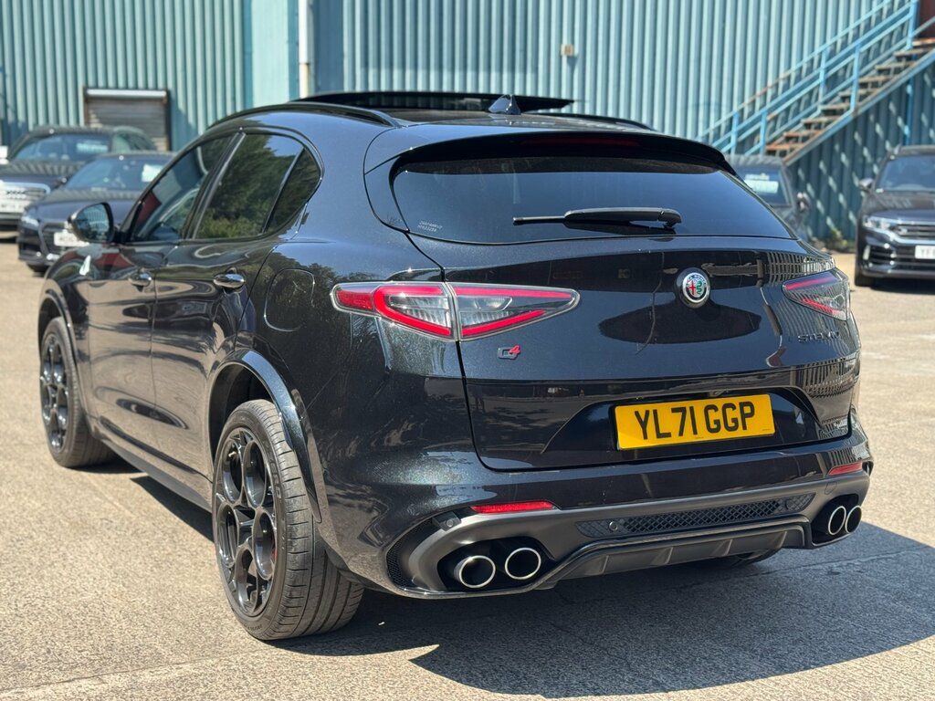 Alfa Romeo Stelvio 2.9 V6 Bi-turbo Quadrifoglio Suv Gpf Au Black #4