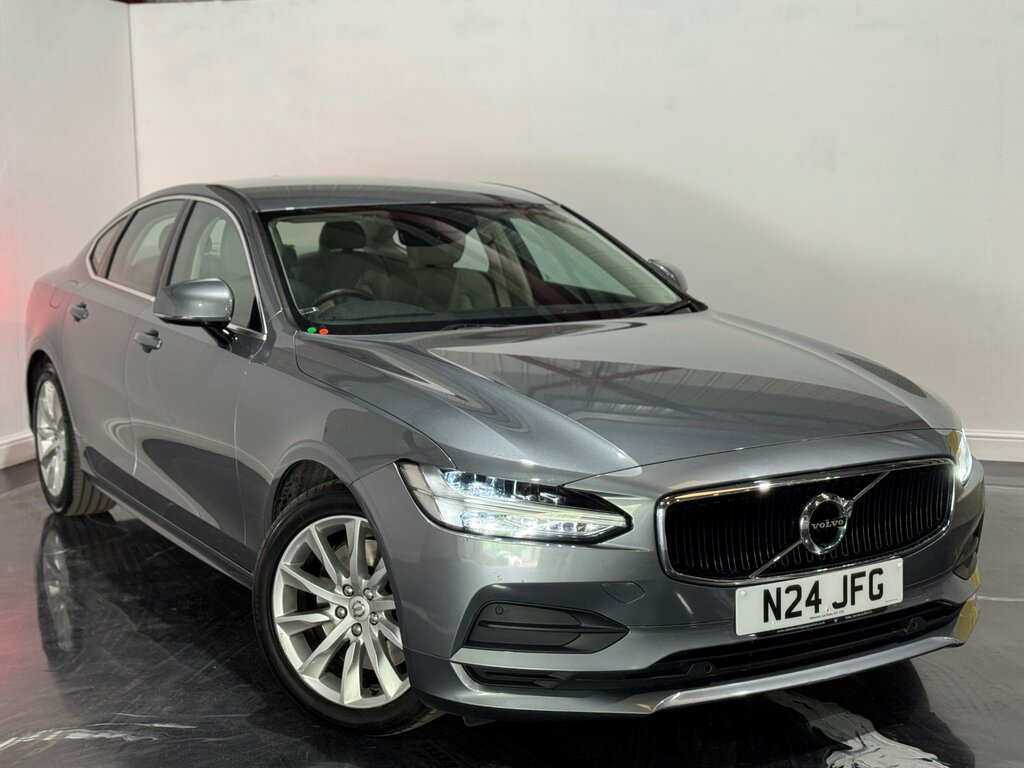 Volvo S90 2.0 T4 Momentum Plus Saloon Euro 6 Grey
