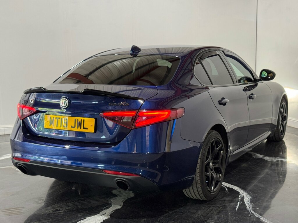 Alfa Romeo Giulia 2.0T Nero Edizione Saloon Euro 6 Blue #6
