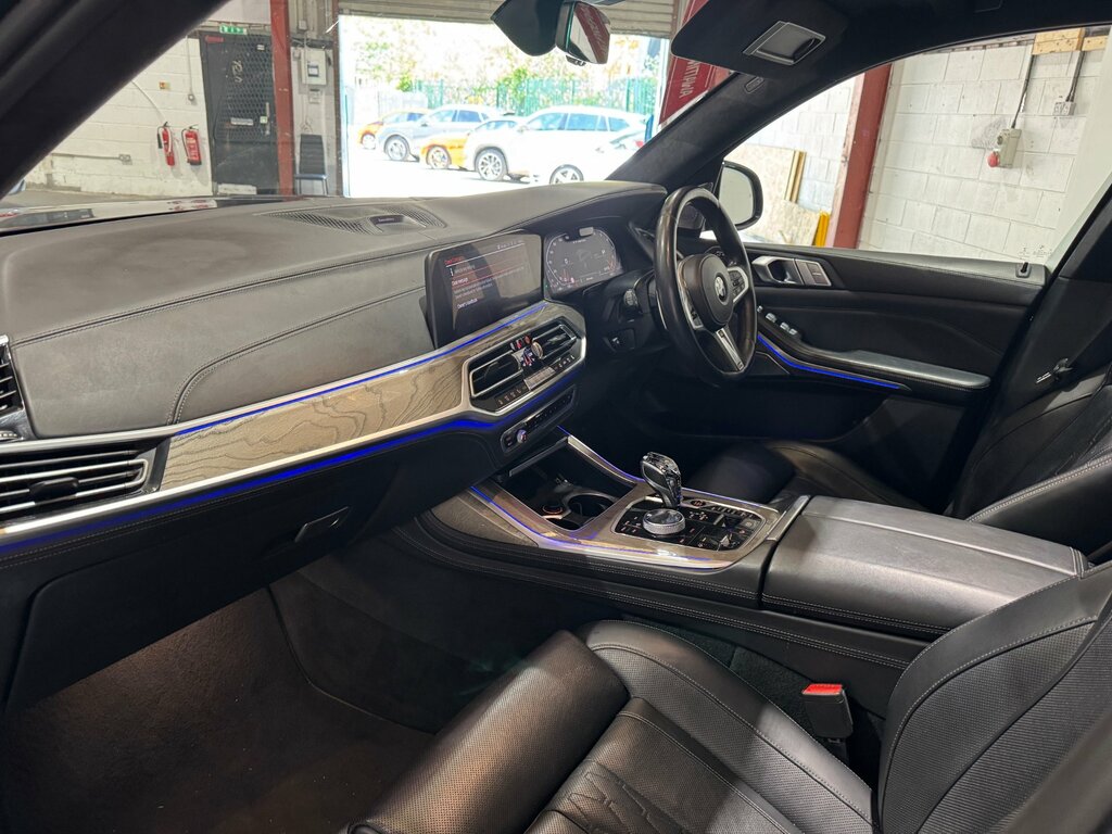 BMW X7 X7 M50d Black #14