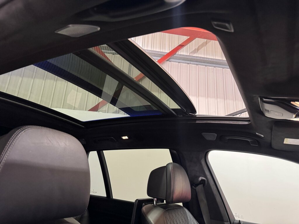 BMW X7 X7 M50d Black #9