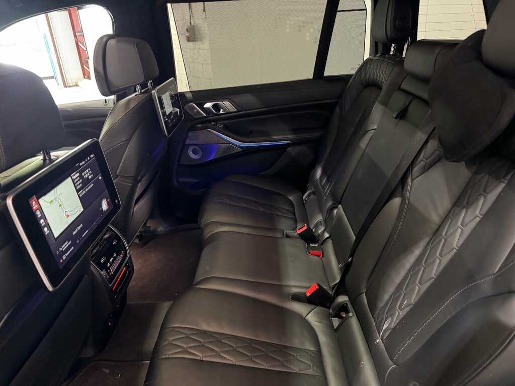 BMW X7 X7 M50d Black #18