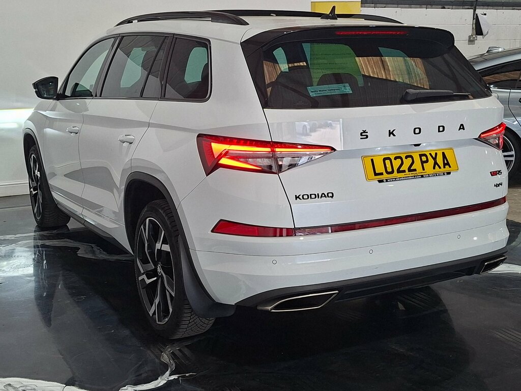 Skoda Kodiaq 2.0 Tsi Vrs Suv Dsg 4Wd Euro 6 Ss 7 White #6