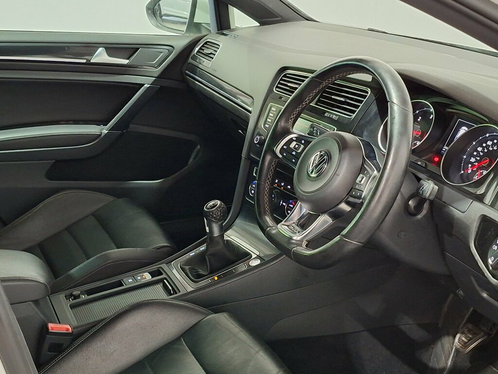 Volkswagen Golf Gtd White #7