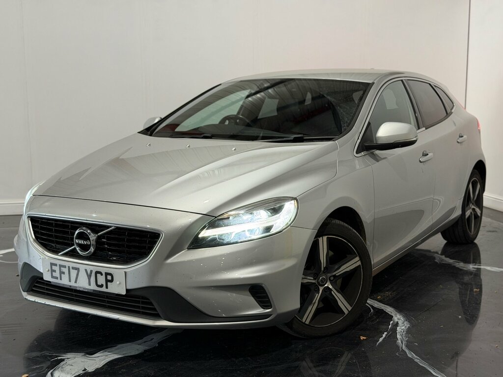 Volvo V40 1.5 T2 R-design Hatchback Euro 6 Silver #2